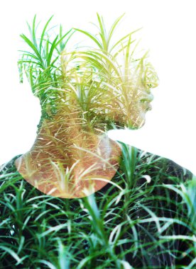 Çift pozlama tekniğinde iki görüntü birleştirildi.