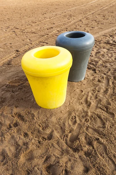 Trash cans — Stock Photo, Image