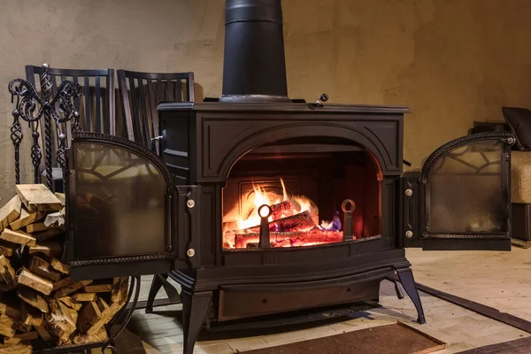 Burning Wood Stove Country House — Stock Photo, Image