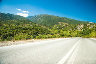 olympos Dağları, dağ yolu