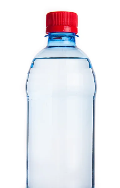 Plastic fles drinkwater geïsoleerd op wit — Stockfoto