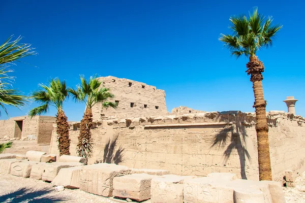 Templo de Karnak, Egipto - Elementos exteriores —  Fotos de Stock