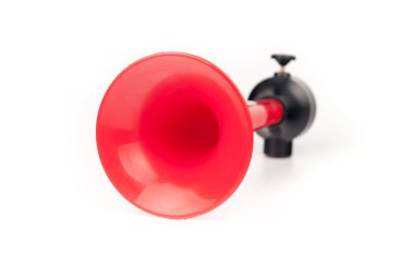 Beyaz arka plan üzerinde izole araç boynuz