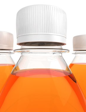 Beyaz arkaplanda izole edilmiş su şişeleri