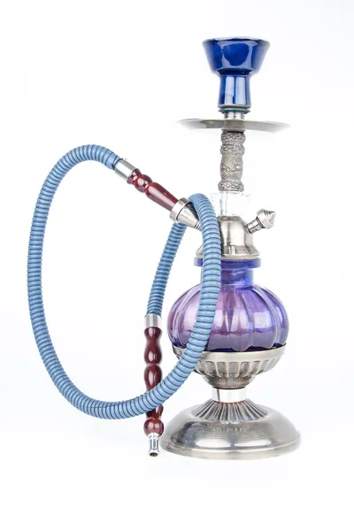 Oostelijke hookah geïsoleerd op witte achtergrond — Stockfoto