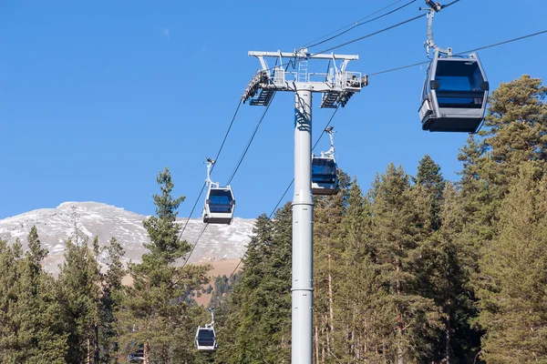 Ski lift in the mountains — Stock Photo, Image