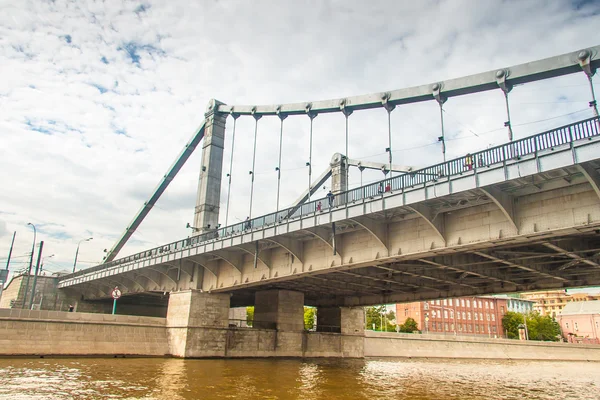 Krymsky Bridge at Moscow river in summer — Stock Photo, Image