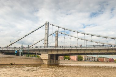 krymsky Köprüsü'nde summer Moskova Nehri