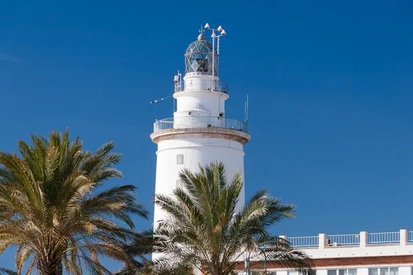 Weißer Leuchtturm — Stockfoto