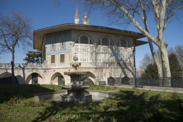 Pavillon dans le palais Topkapi, Istanbul — Photo