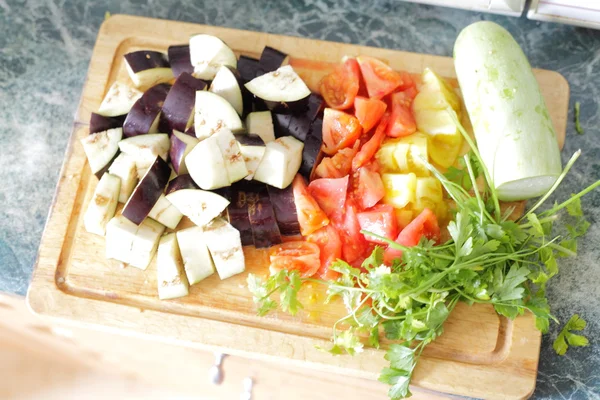 Zdravé jídlo - čerstvá zelenina — Stock fotografie