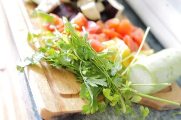 Здоровое питание - свежие овощи — стоковое фото