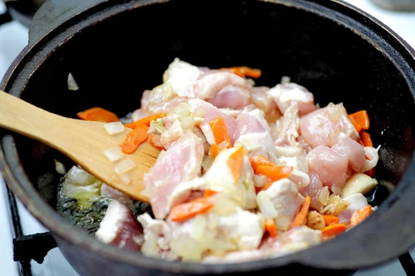 Chiken con verduras —  Fotos de Stock