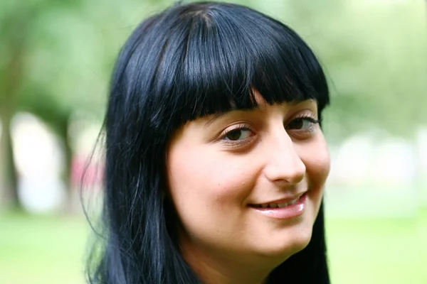 Fresh Faced Girl With Green Background — Stock Photo, Image