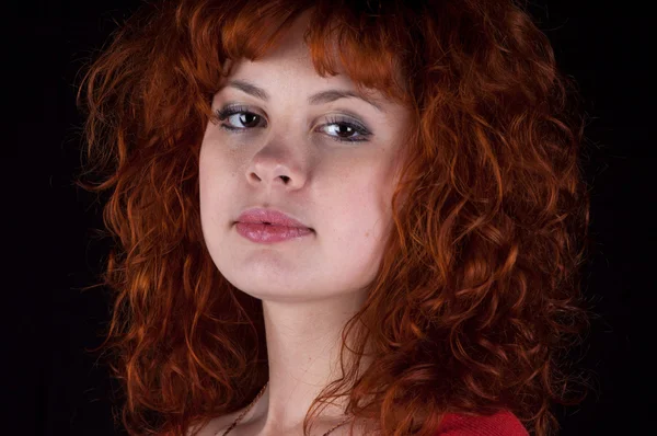 Aantrekkelijke redhead vrouw — Stockfoto