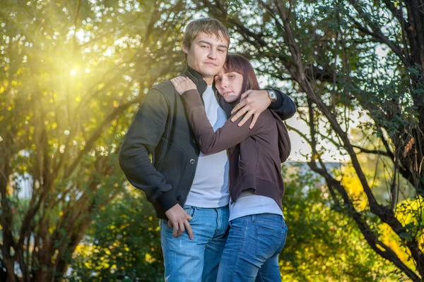 Young couple of college students — Stock Photo, Image