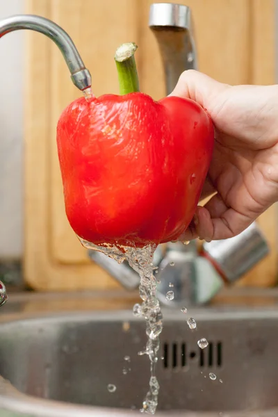 Pepper in spray of water. juicy ... — Stock Photo, Image