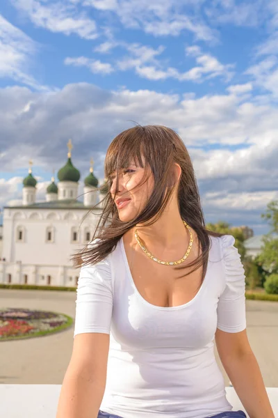 Portrait of the city girl.... — Stock Photo, Image