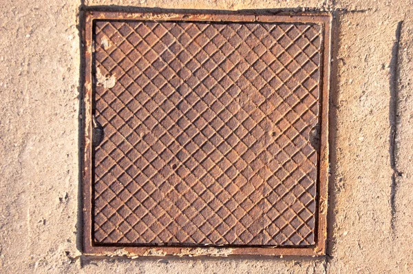 Mangat. grote oude pijp. textuur van roestig oppervlak — Stockfoto