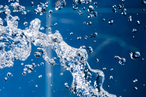 waterdrops mavi splash yakın çekimi