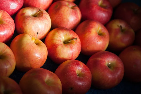 Muitas maçãs — Fotografia de Stock