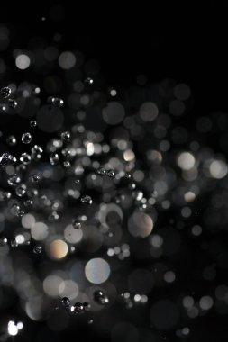 Havadaki su damlaları