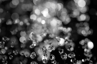 Havadaki su damlaları