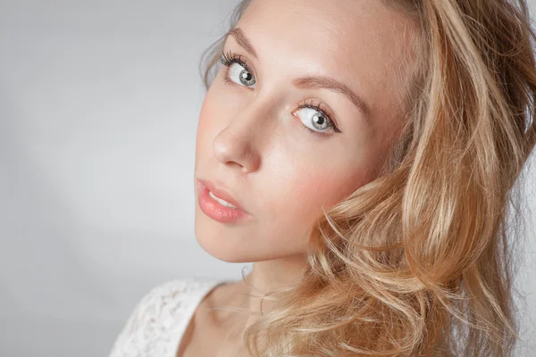 Blond women with long hair — Stock Photo, Image