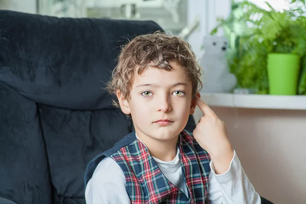 Sad boy looking at camera — Stock Photo, Image