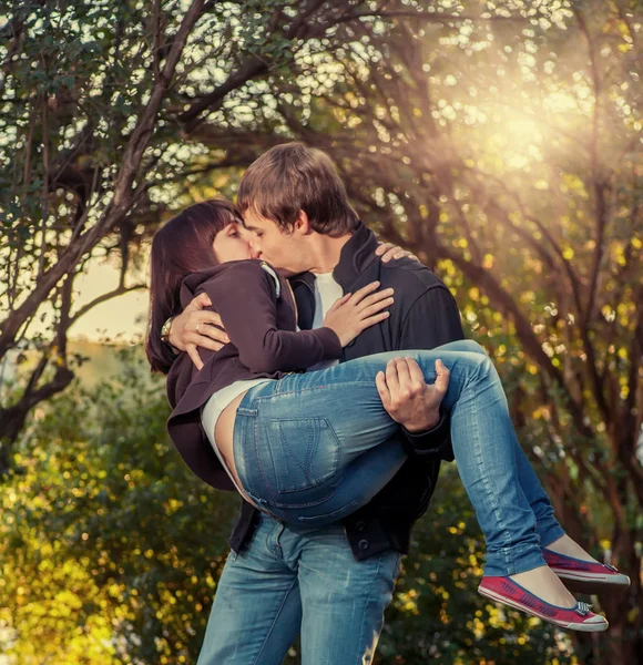 Feliz pareja joven. —  Fotos de Stock