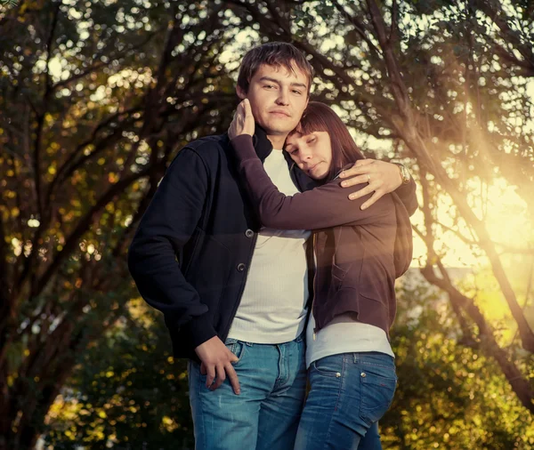 Young couple of college students — Stock Photo, Image