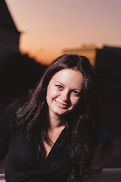 Head of a smiling brunette — Stock Photo, Image