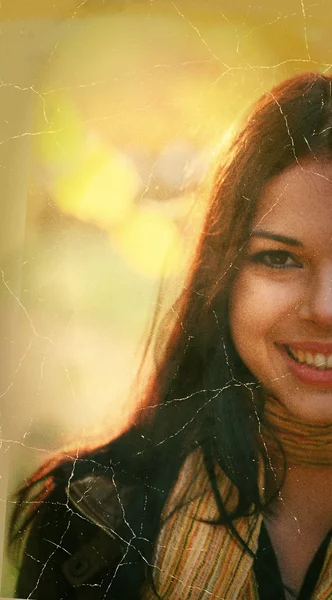 La mitad de la cara de una mujer sonriente — Foto de Stock