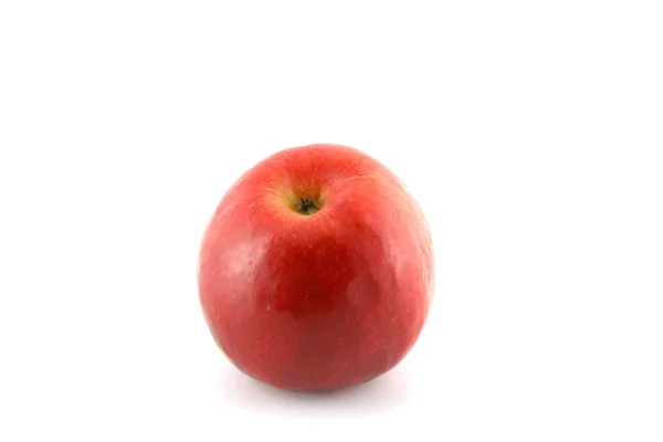 Ein reifer roter Apfel — Stockfoto