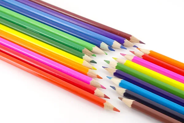 Barevné tužky nad bílá — Stock fotografie