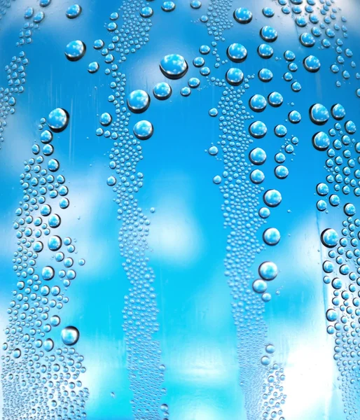 Капли воды на стакане — стоковое фото