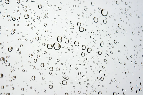 Σταγόνες βροχής στο παράθυρο — Φωτογραφία Αρχείου