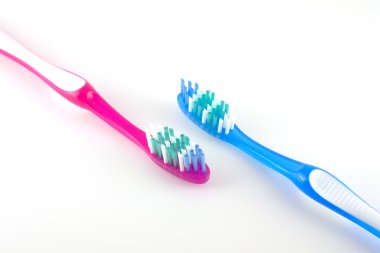 İki diş fırçaları