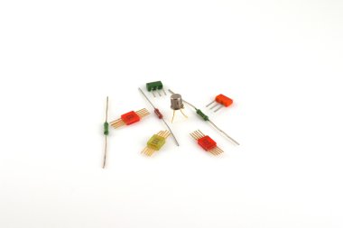 Elektronik unsurları