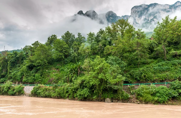 Cestování po řece yangtze — Stock fotografie