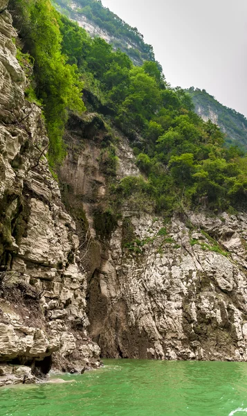 Гори на притока Янцзи — стокове фото