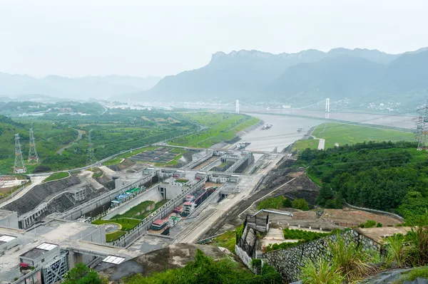 Погляд гребля три ущелини на Янцзи в Китаї Стокова Картинка