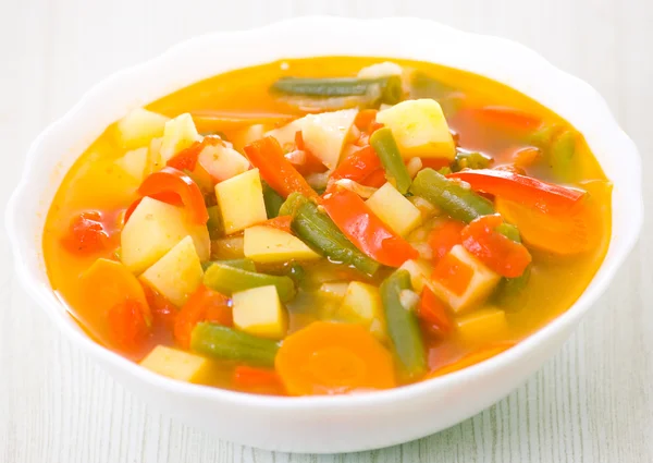 Fresh vegetable soup made of green bean, carrot, potato — Stock Photo, Image