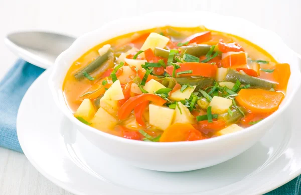 Fresh vegetable soup made of green bean, carrot, potato — Stock Photo, Image