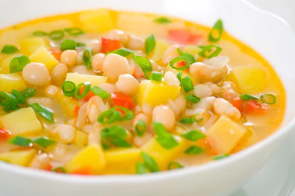 Vegetarian white bean soup — Stock Photo, Image