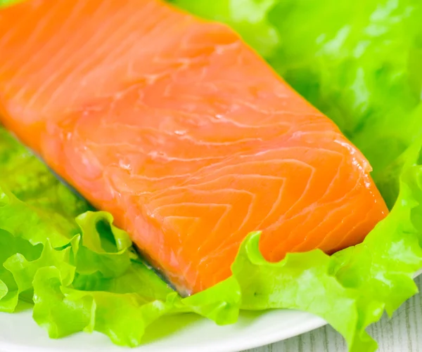 Fresh smoked salmon fillet — Stock Photo, Image