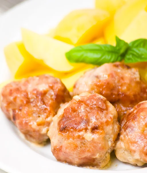 Meatballs with potato — Stock Photo, Image