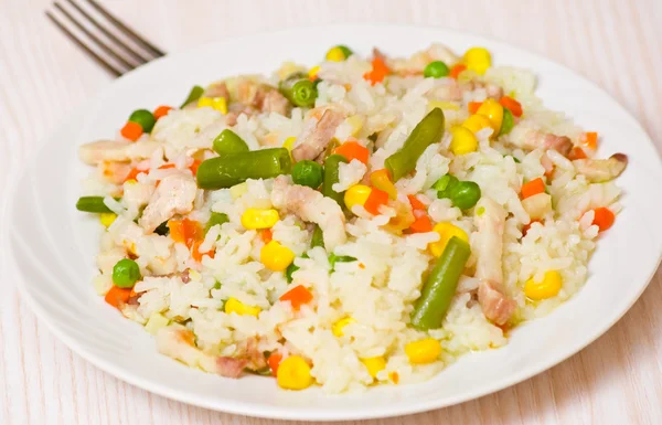 Meat with Rice and vegetables — Stock Photo, Image