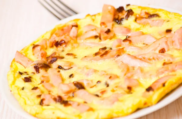 Eggs with ham and cheese — Stock Photo, Image