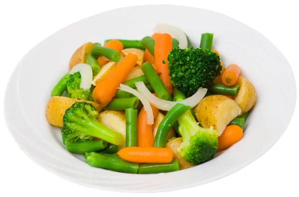 Смешанные овощи на тарелке — стоковое фото